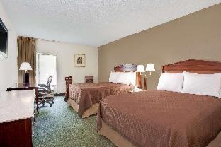 Days Inn By Wyndham Newport News City Center Oyster Point Ruang foto
